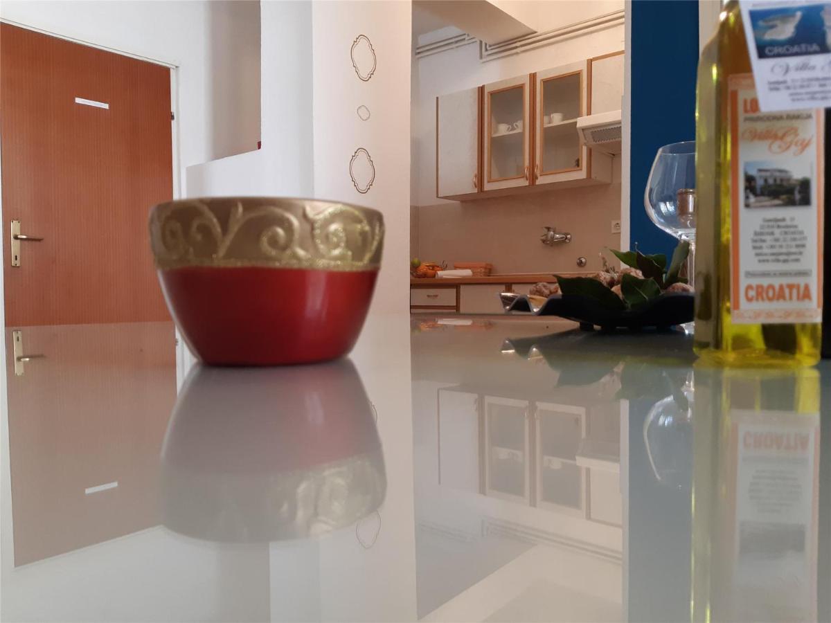 Apartments Gaj Brodarica  Εξωτερικό φωτογραφία