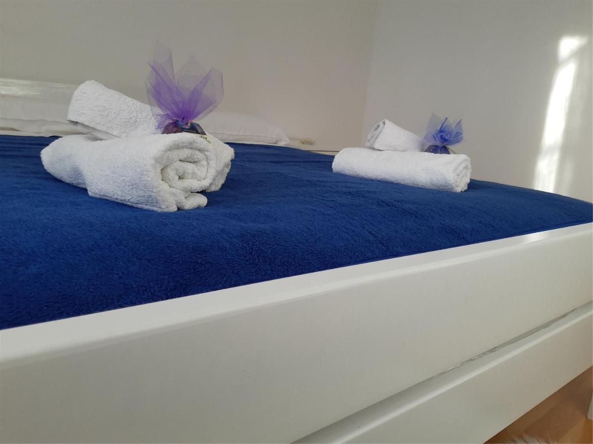 Apartments Gaj Brodarica  Εξωτερικό φωτογραφία