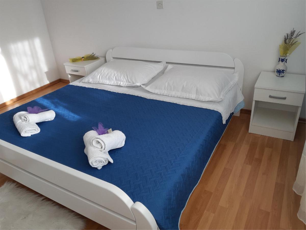 Apartments Gaj Brodarica  Εξωτερικό φωτογραφία